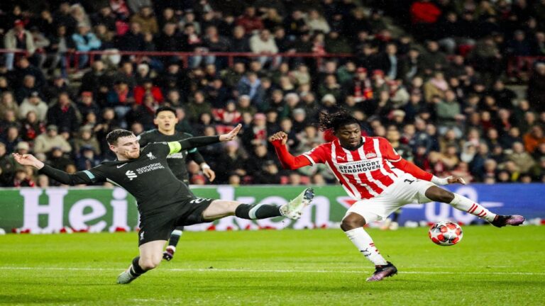 La derrota no le arrebató el primer lugar al Liverpool