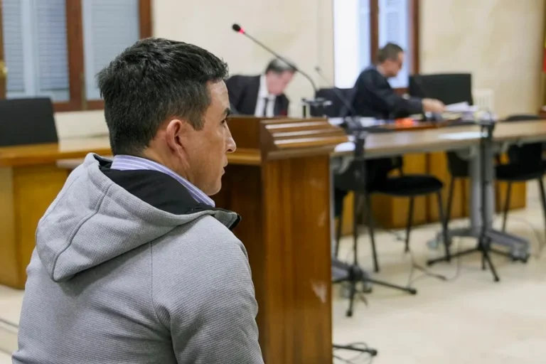 Juzgan a un venezolano acusado de violar repetidamente a su hija de 12 años en España