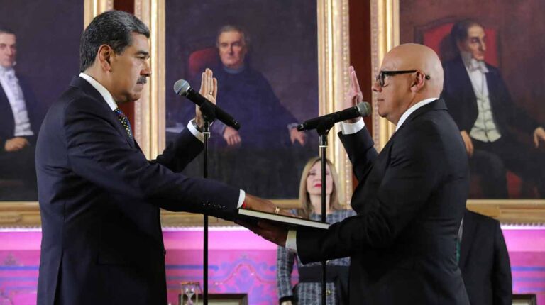 Maduro se juramentó como presidente para el período 2025-2031