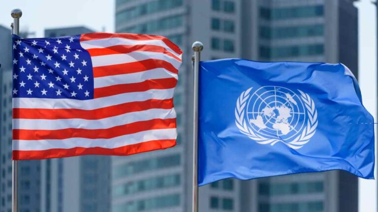 Trabajadores de la ONU se manifiestan por los recortes de personal, agravados por EEUU
