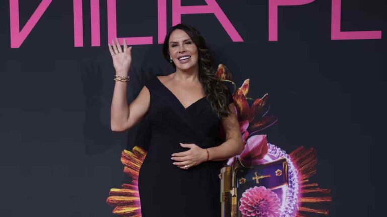 Karla Sofía Gascón recibe mensajes racistas y homófobos en redes sociales