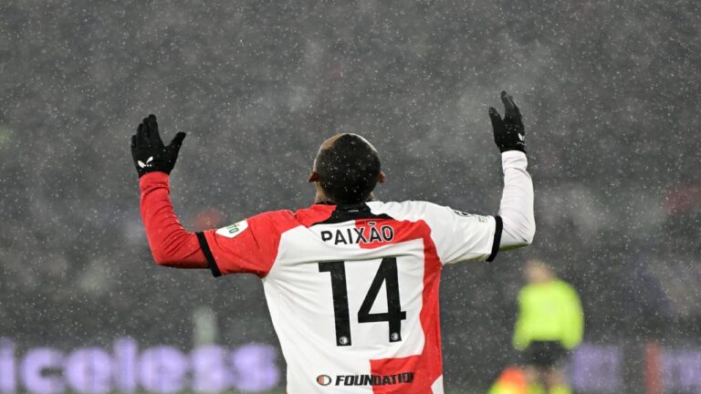 Paixao devoró al Milan
