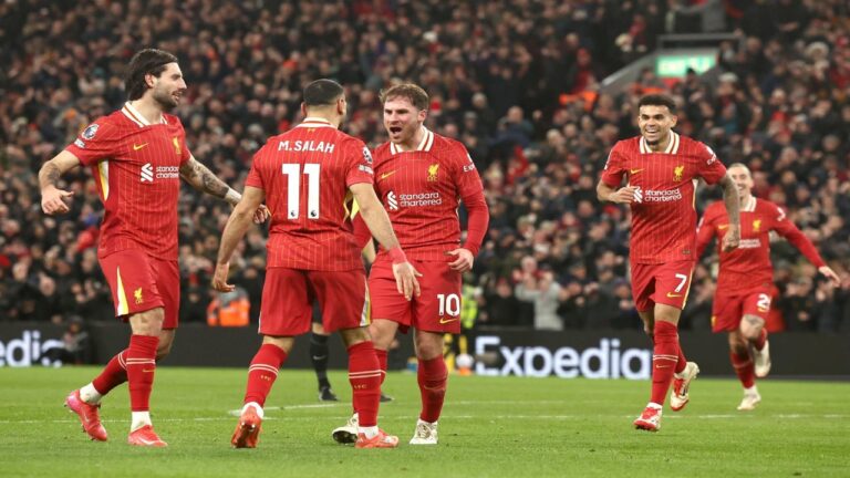 Liverpool continúa escapándose rumbo al título