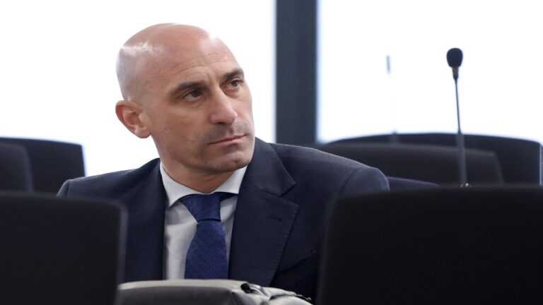 Dio inicio al juicio contra Rubiales por el beso no consentido a Jenni Hermoso