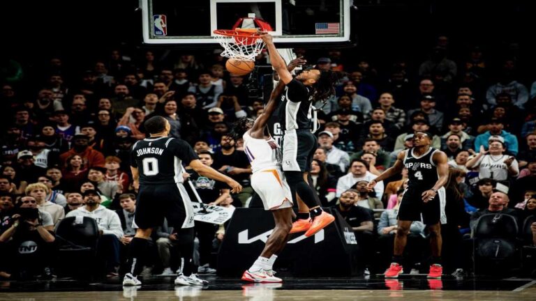 Los Spurs tumbaron a los Suns en su primer partido sin Wembanyama