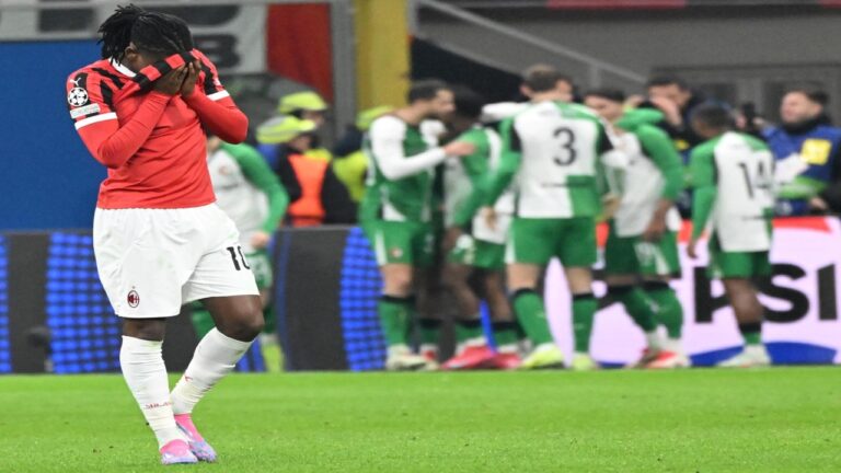 Milan le regaló la clasificación al Feyenoord