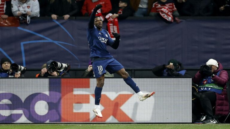 El vendaval Dembélé arrasó al Brest