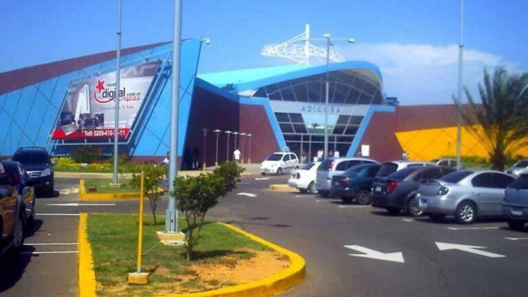 En Carnaval esperan reactivar el turismo de compra en Paraguaná