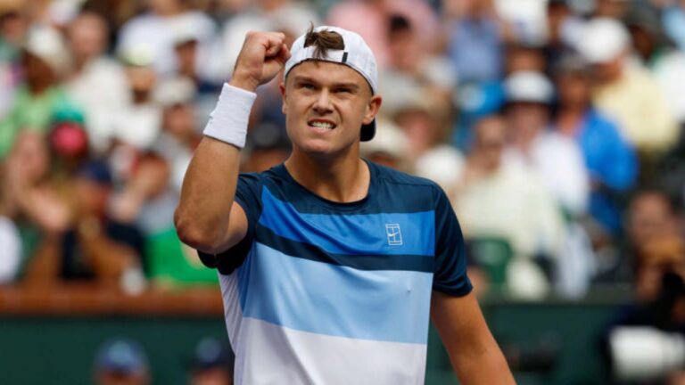 Rune desarmó a Medvedev para llegar a la final de Indian Wells