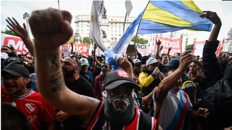 La Justicia argentina ordenó la liberación de más de 100 personas detenidas durante manifestación