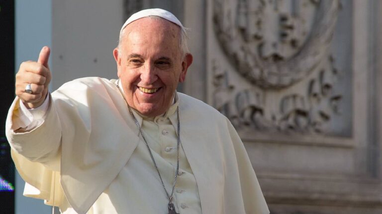 Gobierno nacional decretó tres días de duelo por muerte del papa Francisco