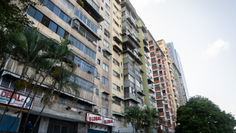 Al menos 50% de los condominios de Venezuela están en alerta amarilla por morosidad