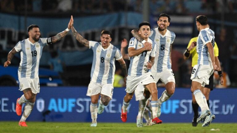 Argentina derrotó a Uruguay para dar otro paso rumbo al Mundial