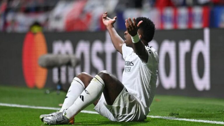 Vinícius no entrena y es seria duda para la visita al Villarreal