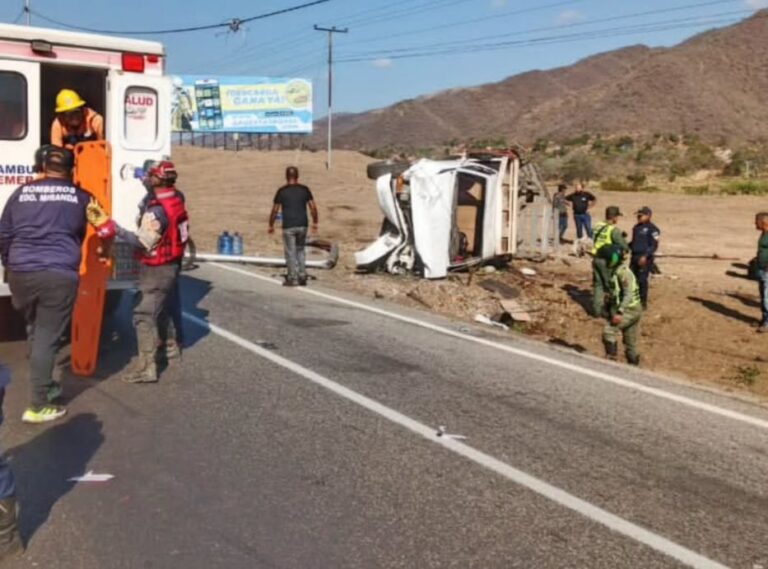 Accidente de tránsito en la ARC dejó 15 lesionados