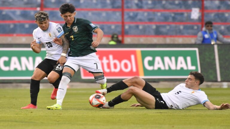 Uruguay subió hasta El Alto y se llevó un punto ante Bolivia