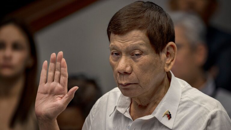 Duterte confirma su identidad en la CPI y denuncia que fue secuestrado en Manila