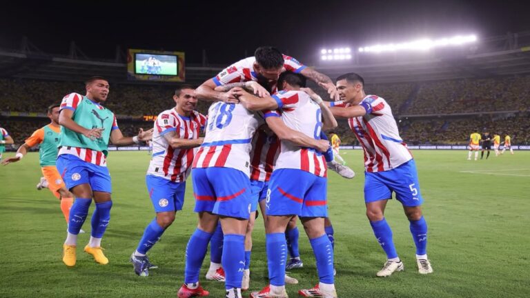 Paraguay le arruinó la fiesta a Colombia para seguir ascendiendo