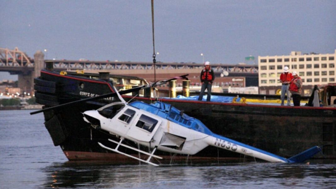 Al menos un muerto al estrellarse un helicóptero en el río Hudson de Nueva York