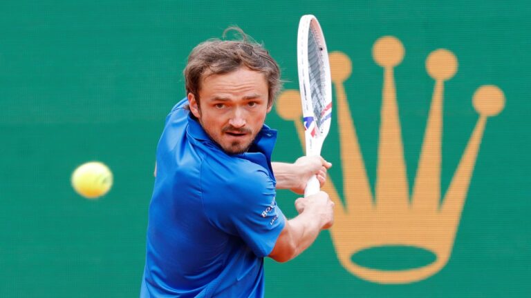 Medvedev obtuvo una victoria con sabor a revancha en Montecarlo