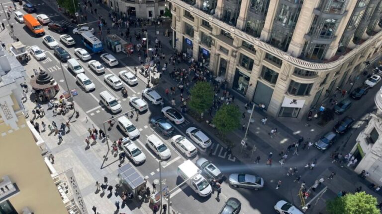 España se mantiene expectante tras apagón registrado este lunes