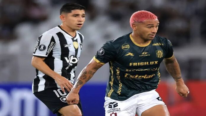 Savarino contribuyó con asistencia para que Botafogo venciera al Carabobo