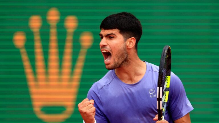 Alcaraz asegura su boleto de semifinales con otra gran remontada