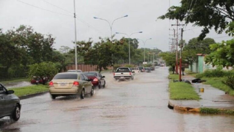 Instituto meteorológico venezolano prevé la llegada de unas 50 ondas tropicales este año