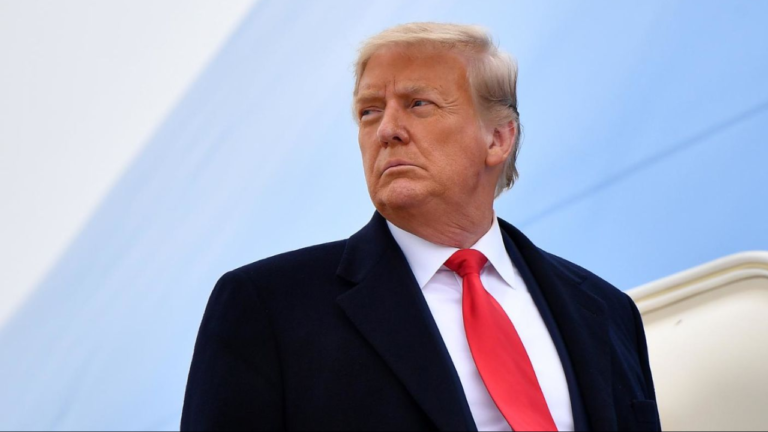 Trump llega a Roma para asistir al funeral del papa
