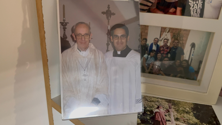 Comisión de Argentina asistirá al funeral del papa en Roma