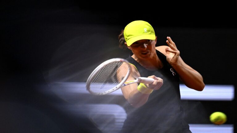 Iga Swiatek abrió el camino hacia los 4tos de final de Stuttgart