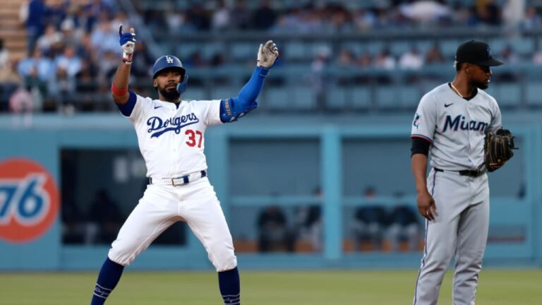 Dodgers triunfó de la mano de Teoscar Hernández en la jornada de Grandes Ligas