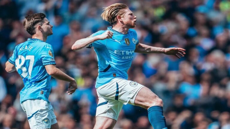 De Bruyne comandó la remontada del City frente al Crystal Palace