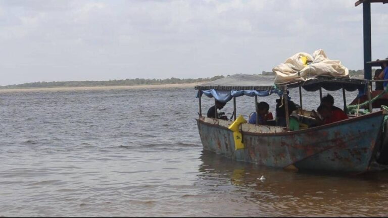 Continúa búsqueda de un niño de 11 años desaparecido en el río Orinoco