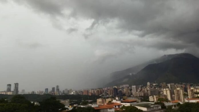 dos-ondas-tropicales-se-aproximan-a-venezuela-este-martes-158935