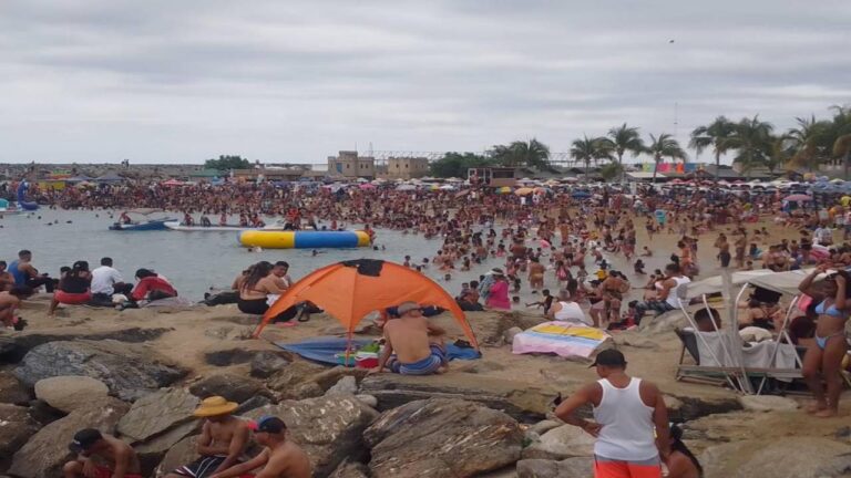 Playas de La Guaira alcanzaron 98 % de ocupación durante la Semana Santa