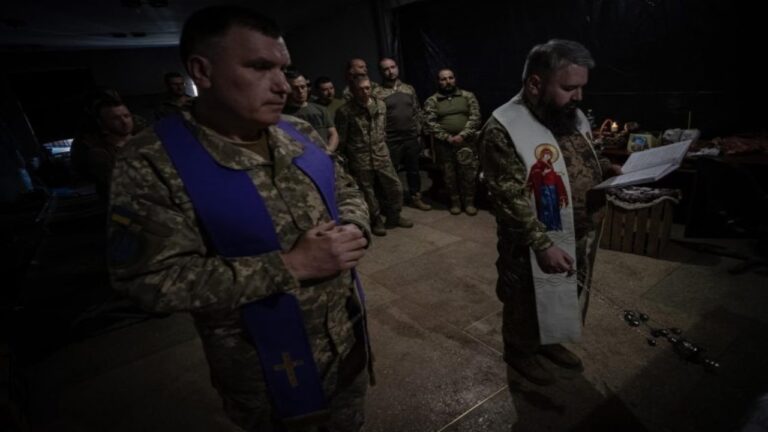 Putin rechaza la propuesta de Zelenski y no prolonga la tregua pascual de 30 horas