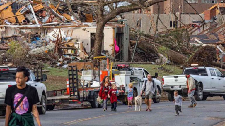 Suben a 16 los muertos por el temporal en centro y sur de Estados Unidos