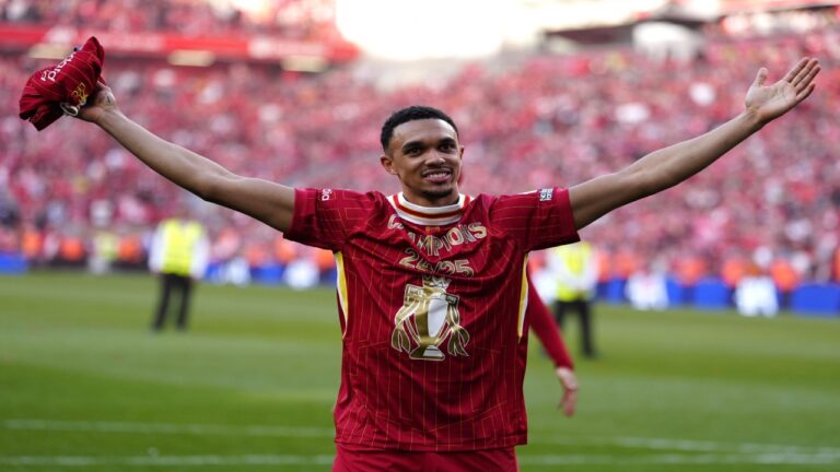 Alexander-Arnold confirma que no seguirá en el Liverpool