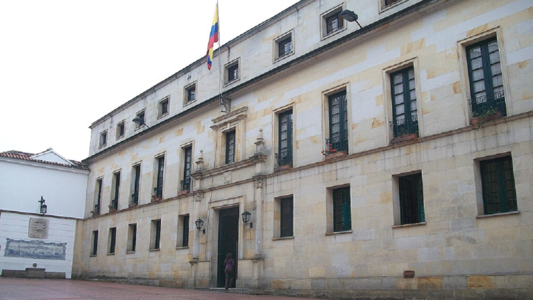 Colombia informó que vuelos de carga con Venezuela continuarán con normalidad