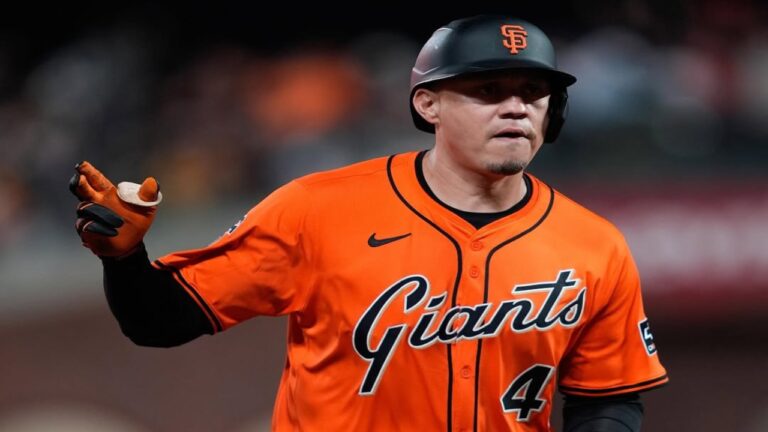 Wilmer Flores acabó con el pitcheo de Atléticos