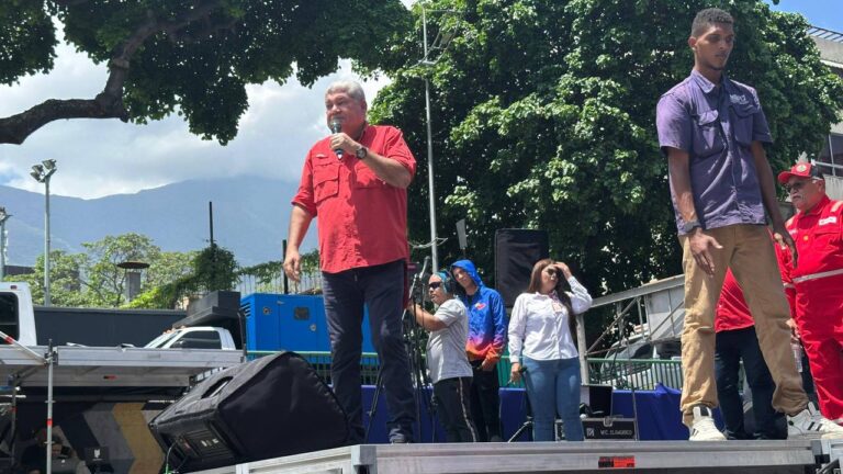 Ministro del Trabajo asegura que incremento del ingreso fortalece la capacidad de compra