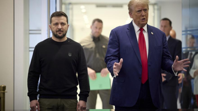 EEUU califica de «productiva» la llamada con Zelenski
