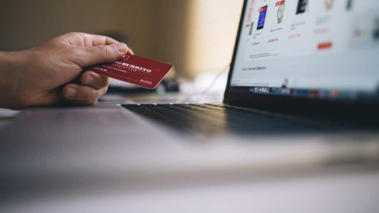 Más de 40 % de las empresas comercializan sus productos por internet