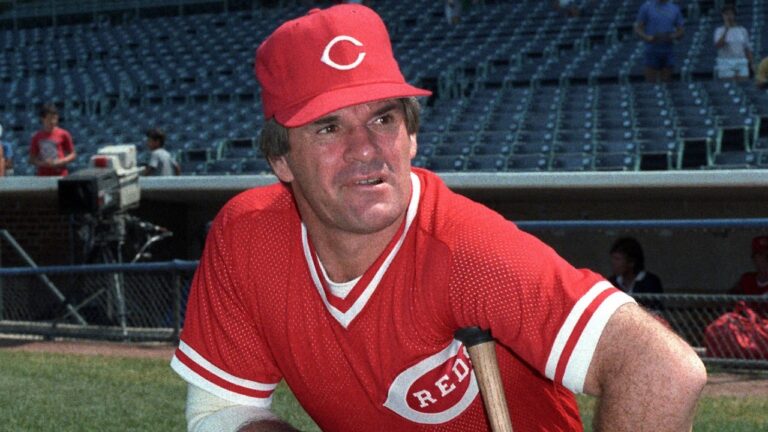 Comisionado de MLB revocó la inelegibilidad de Pete Rose y 16 peloteros más al Salón de la Fama