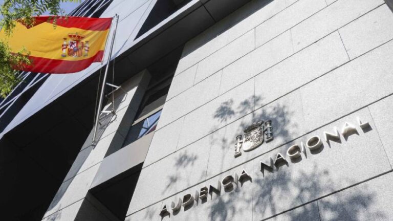 Juzgan en España a familiares del expresidente sirio Al Assad por blanquear bienes robados