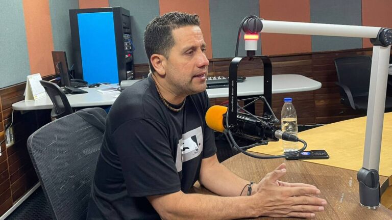 Candidato Sergent promete guiar la justicia social y el respaldo comunitario