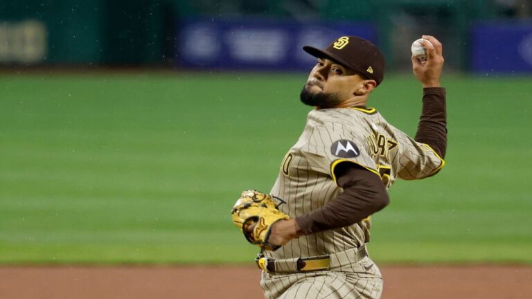 Robert Suárez sigue imparable en las Grandes Ligas (+resultados)