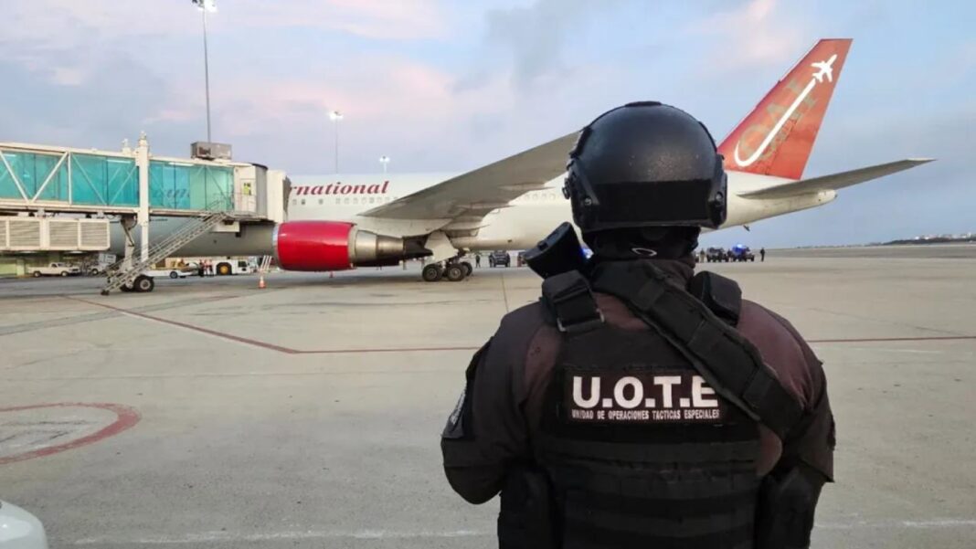 Llegan a Venezuela 90 connacionales repatriados de EEUU