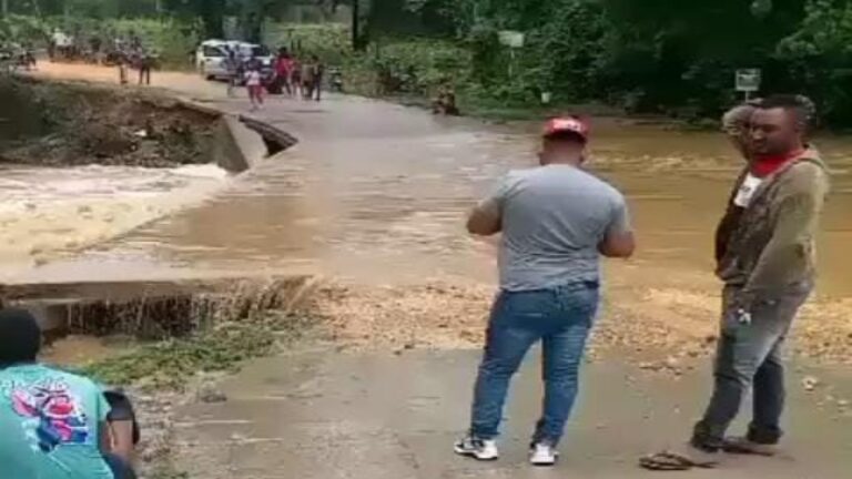 Precipitaciones en Falcón provocaron un colapso en la vialidad hacia varios municipios
